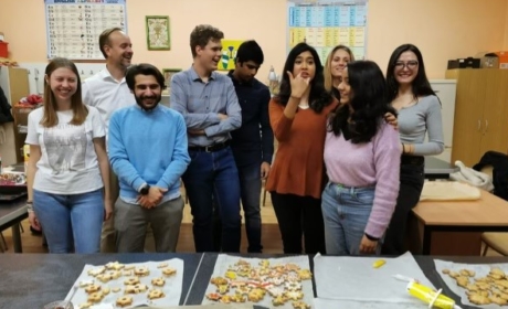 Throwback to Christmas Baking with MIMG Students